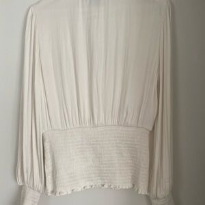 Gap blouse in cream colour size Large